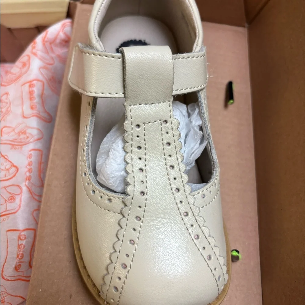 LIVIE & LUCA GIRL'S OPRY T-STRAP, BONE